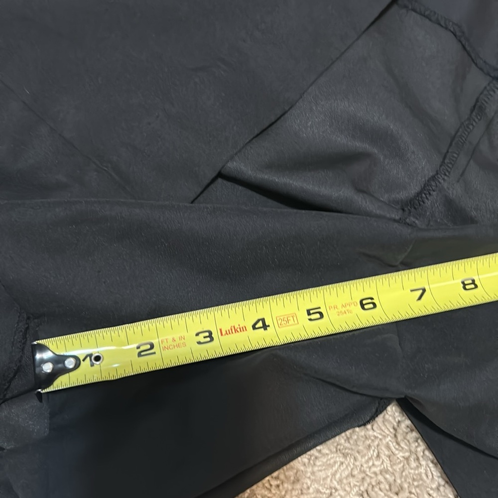 IZOD x-tra dry Golf Skort black with belt.  blue trim roomy pockets size 12 - Picture 6 of 6